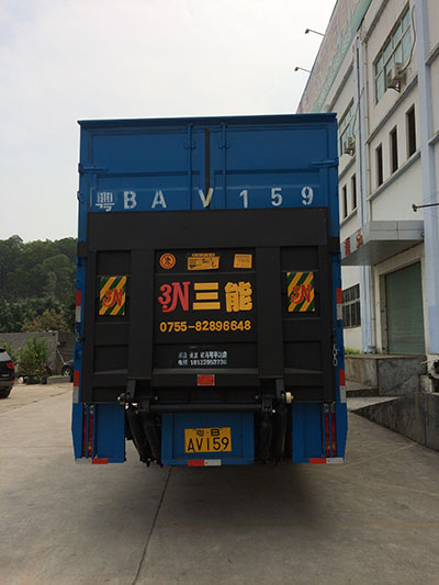 摩托車尾箱底板，實(shí)用性與美觀性的完美結(jié)合