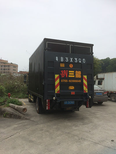 合法尾板與公告尾板，一場視覺盛宴的辨析